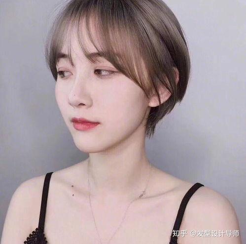 女生剪超短发视频,跟随超短发女神们的时尚步伐